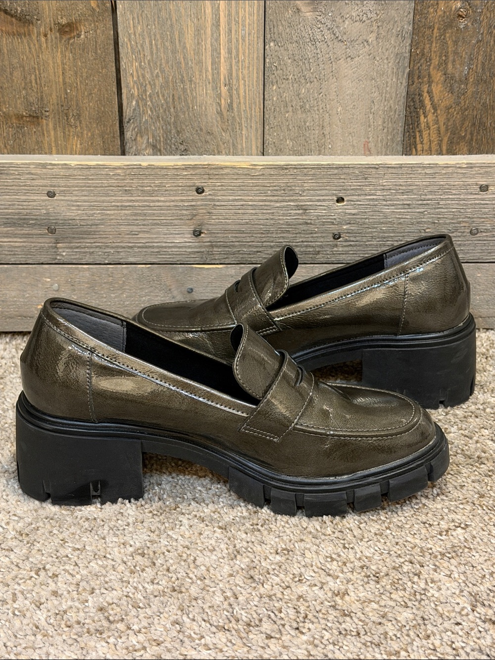 Crown Vintage Sage Metallic Olive Chunky Lug Sole Platform Penny Loafers Size 10 - Picture 3 of 9